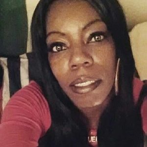 Meet your Posher, Nakia